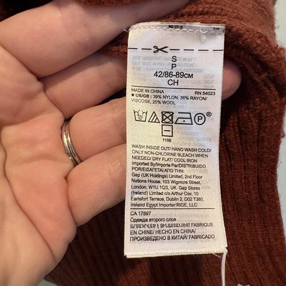 Banana Republic Sweater Womens Small Rust Cable Knit Crewneck Pullover Wool - Picture 9 of 10